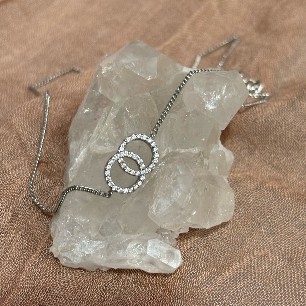 Silver choker